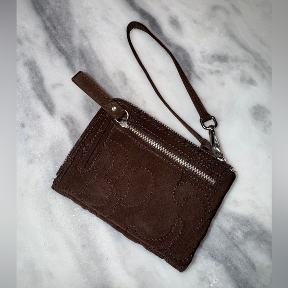 Vera Bradley Flap All in One Wallet Wristlet Solid Deep Brown Quilted - Picture 2 of 4